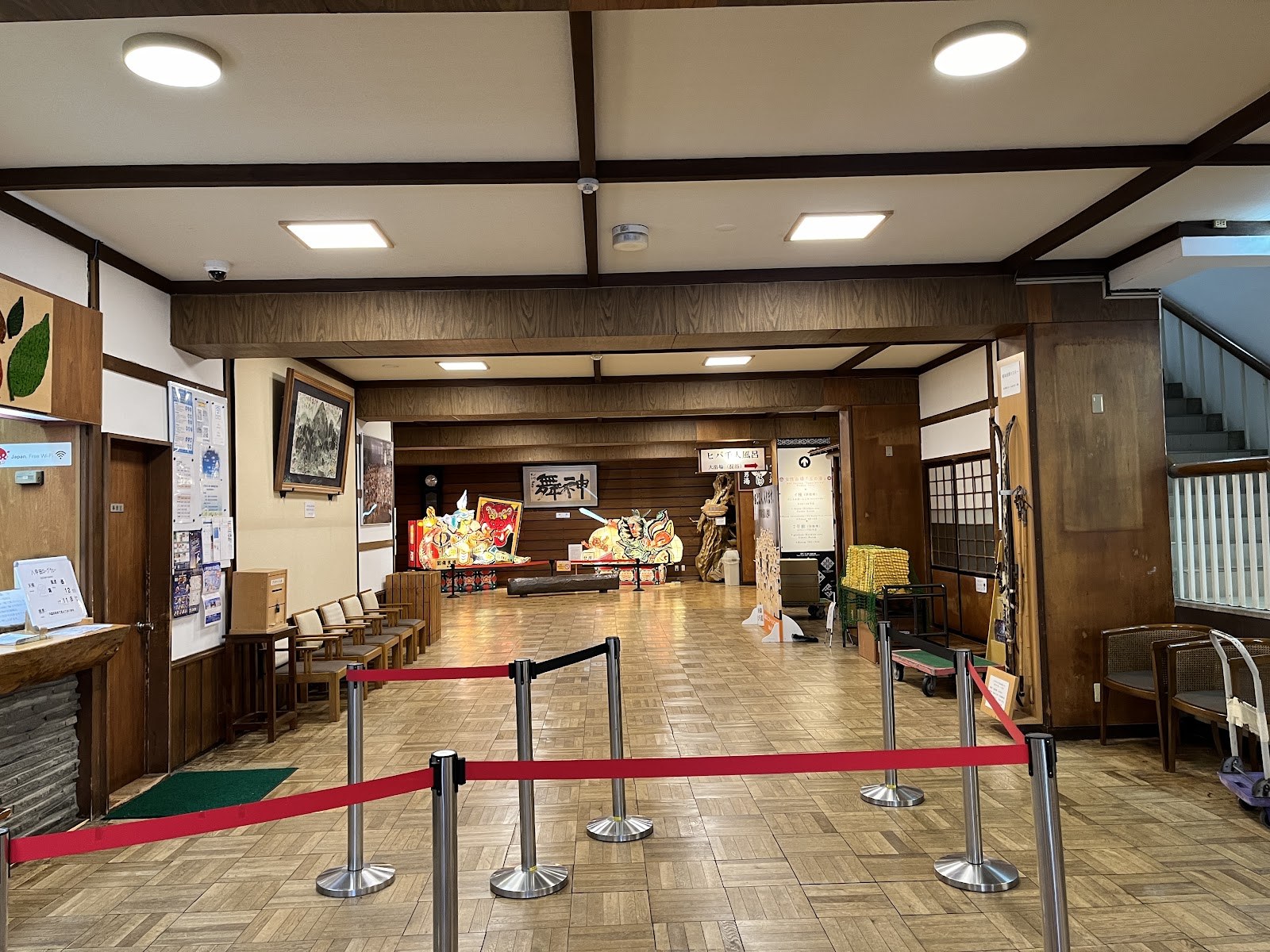 酸ヶ湯温泉の館内